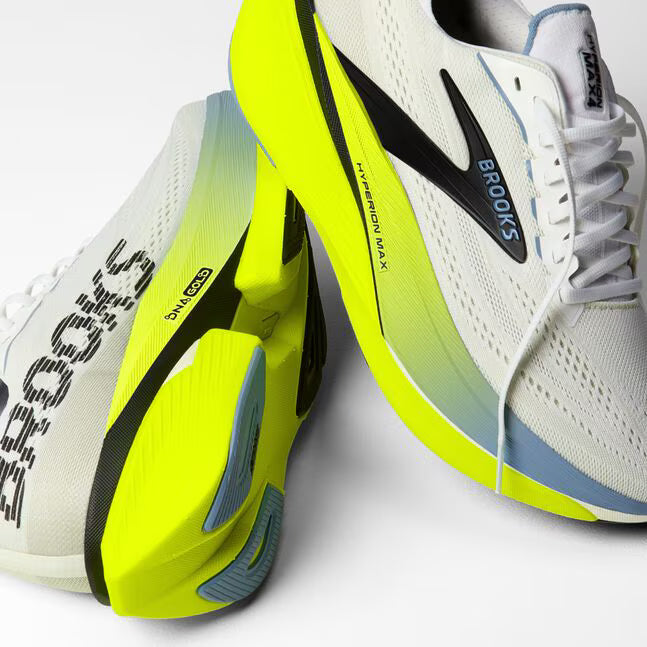 Brooks Men's Hyperion Max 4 Sneaker in White/Blue/Nightlife