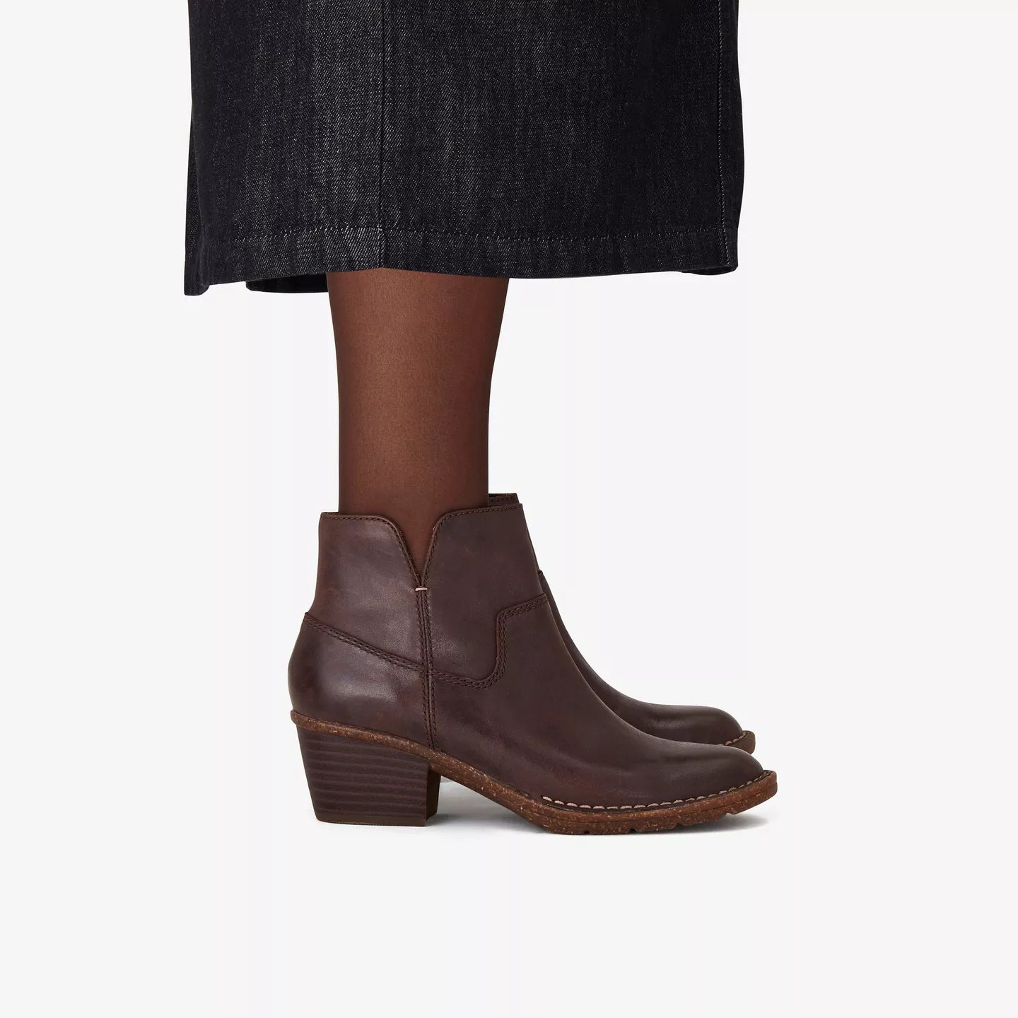 Clarks Women's Kastela Top Ankle Boots in Brown