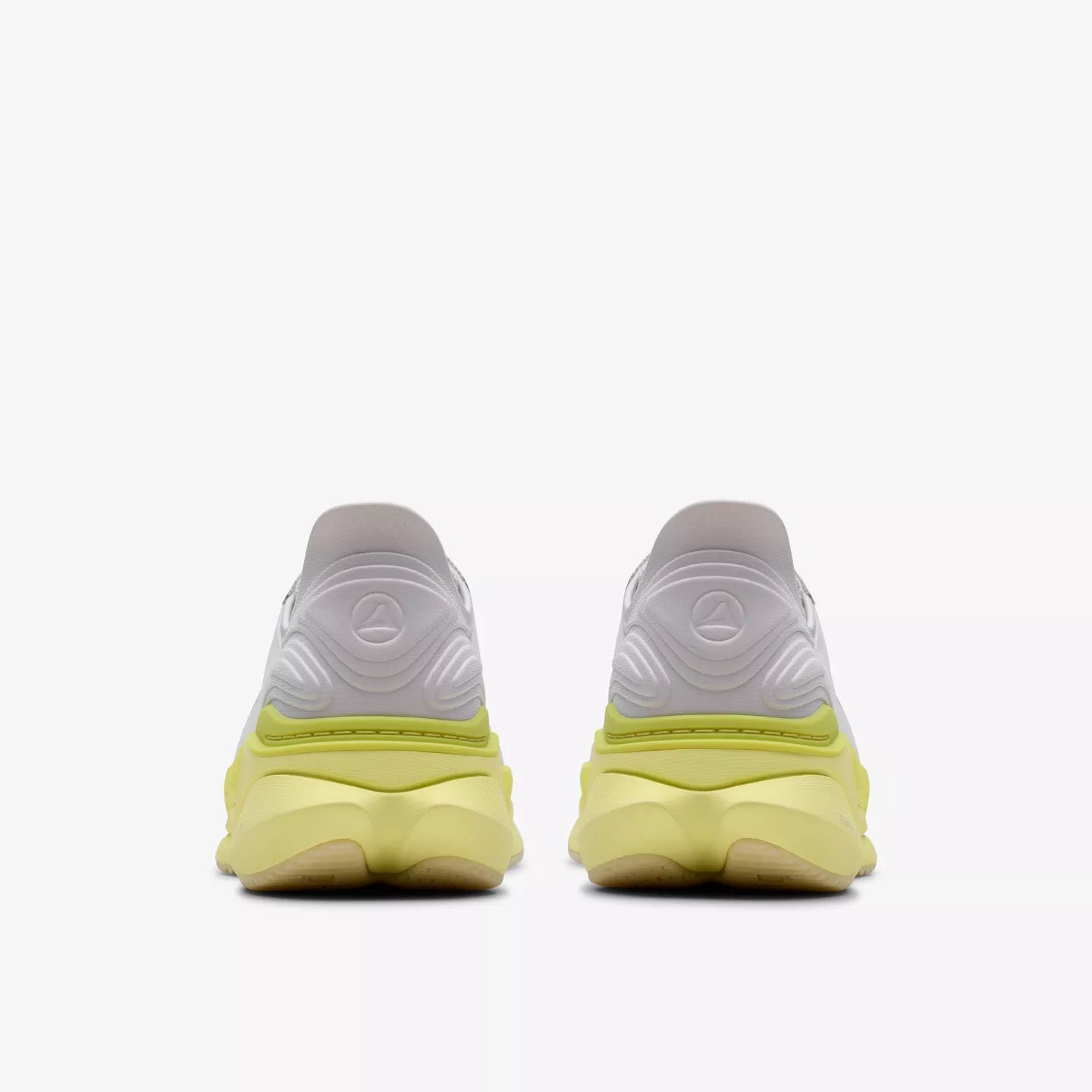 Clarks Men's Pace Sneaker in Lime Combination