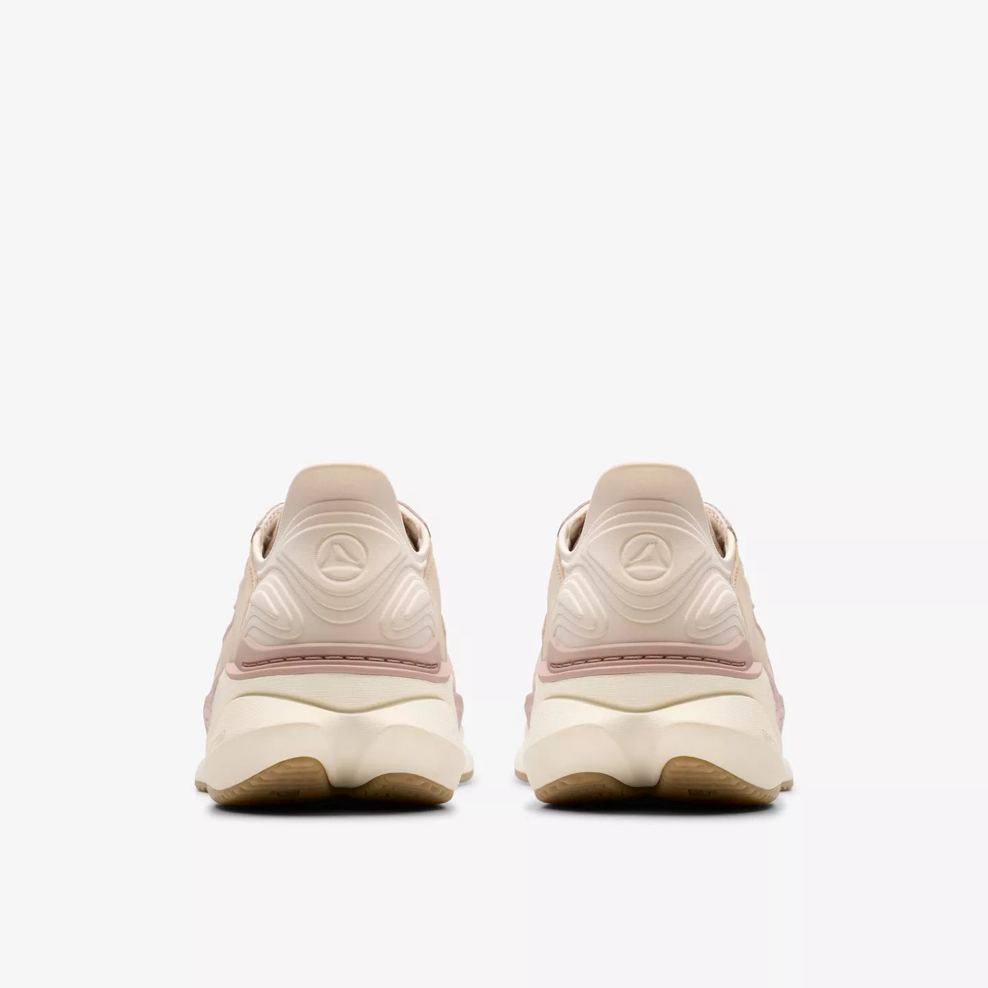 Clarks Women's Pace Sneaker in Sand Combination