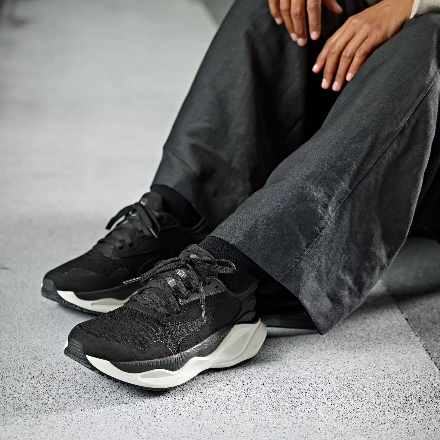 Clarks Women's Pace Sneaker in Black/White