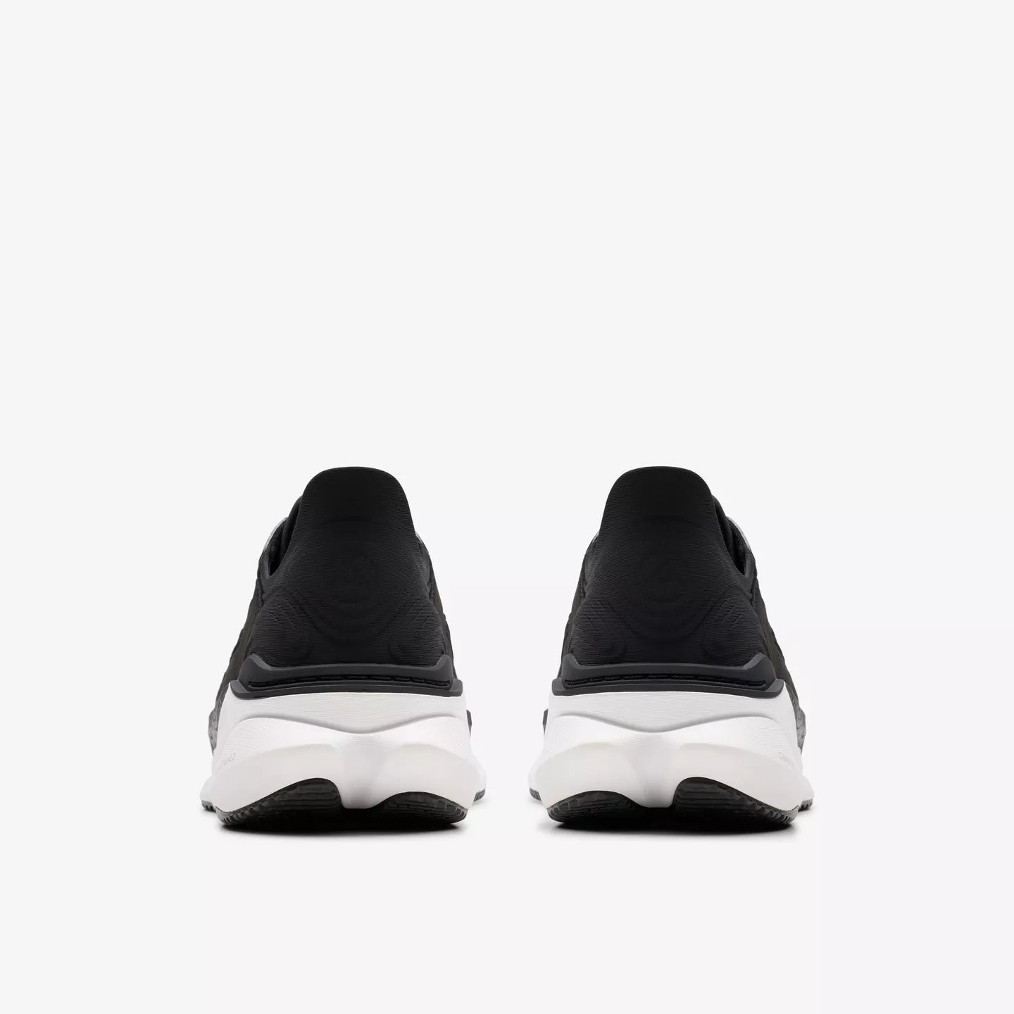 Clarks Women's Pace Sneaker in Black/White