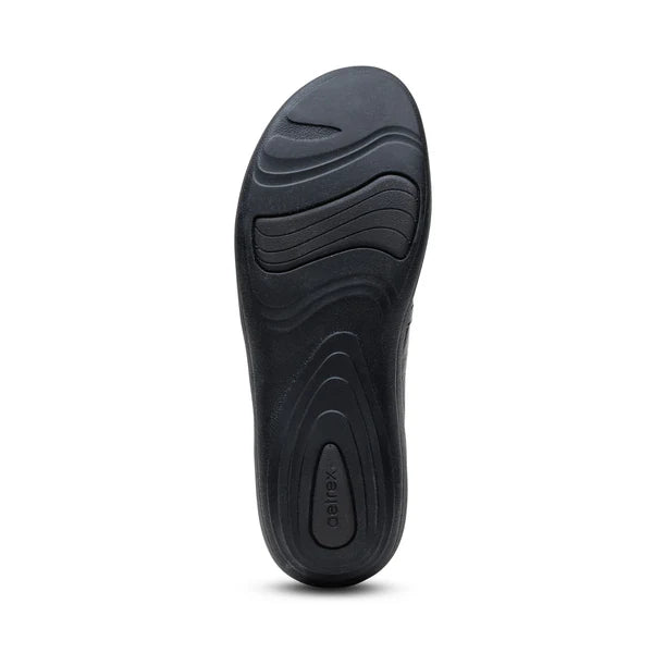 Aetrex Women's Helena Slip On in Black