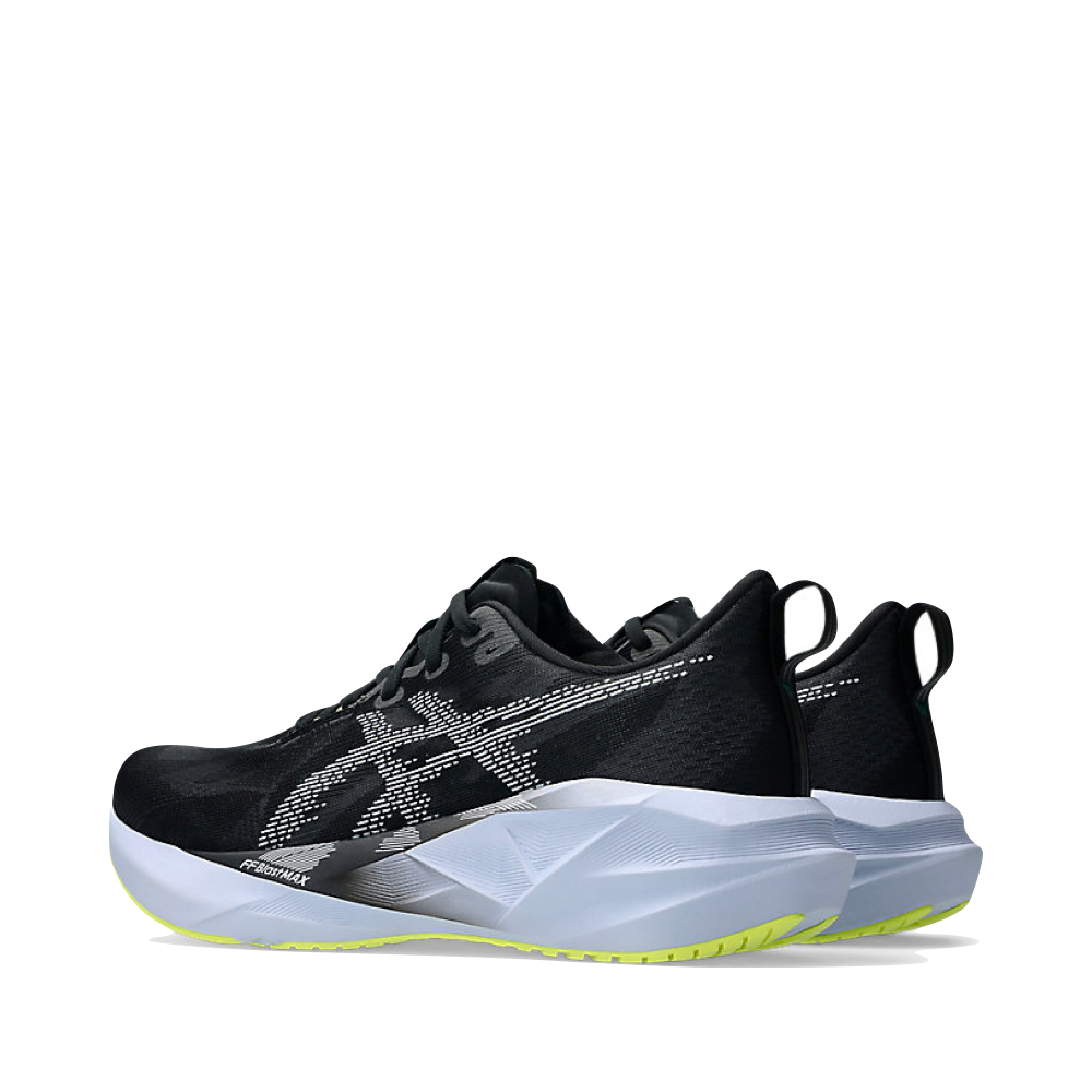 Heel view of Asics Novablast 5 Sneaker for men.