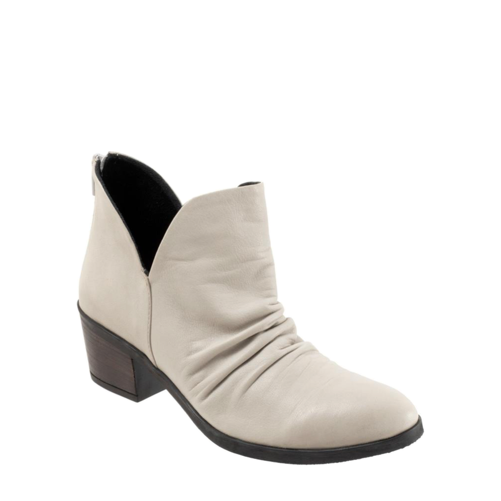 Toe view of Bueno Cori Rouched Leather Dress Boot for women.