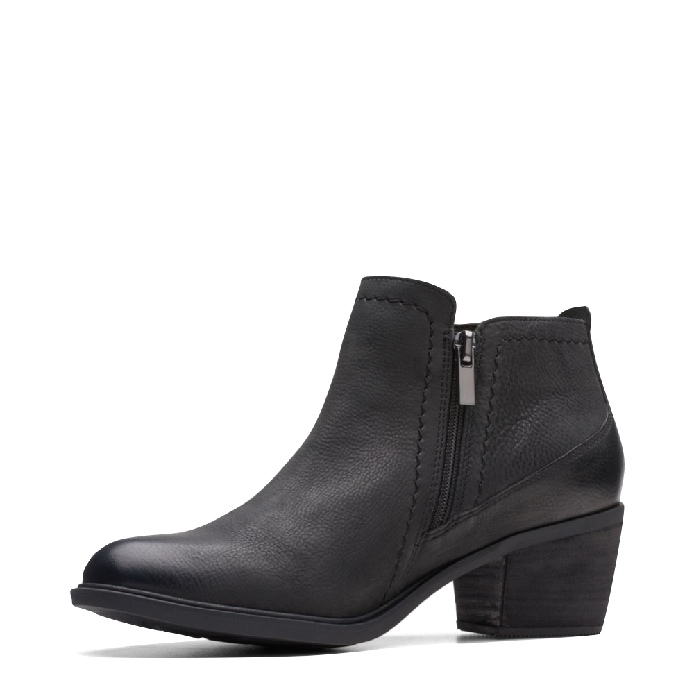Reverse toe view of Clarks Neva Lo Side Zip Ankle Boot for women.