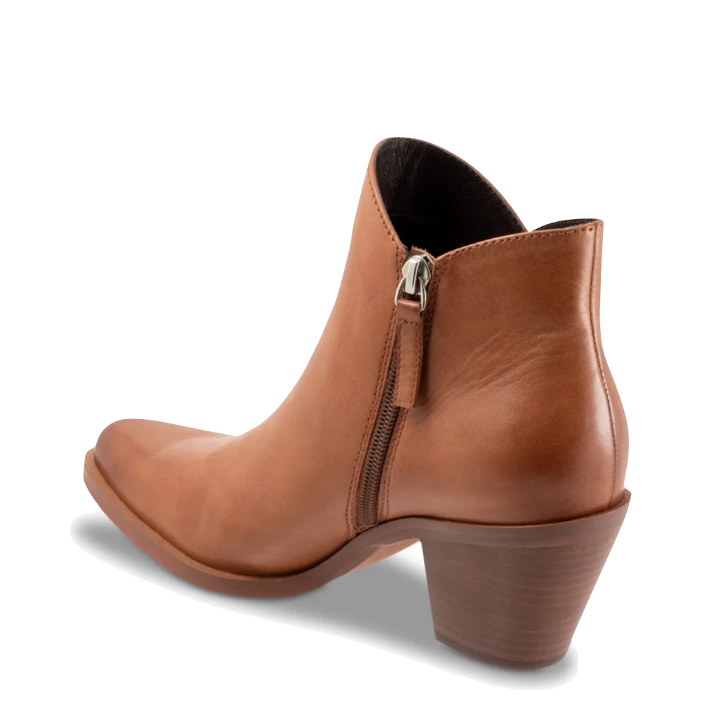Heel view of EOS Footwear Ellie Heeled Leather Side Zip Boot for women.