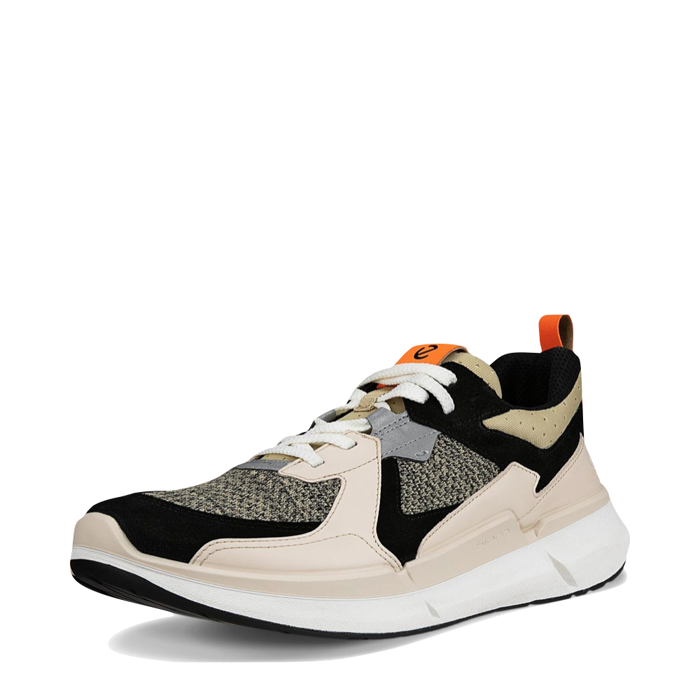 Mudguard and Toe view of Ecco Boom 2.2 Sneaker for men.