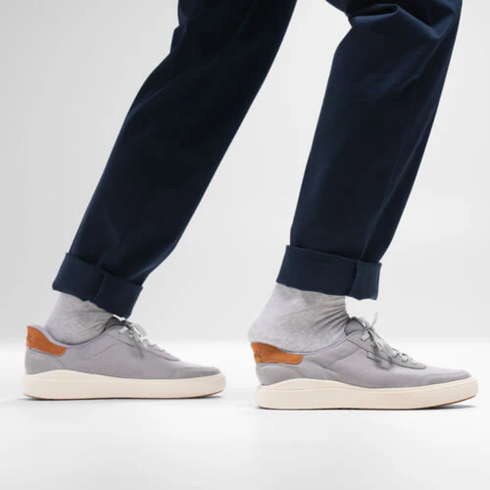 Model view of Kizik Prague 2 Sneaker for men.