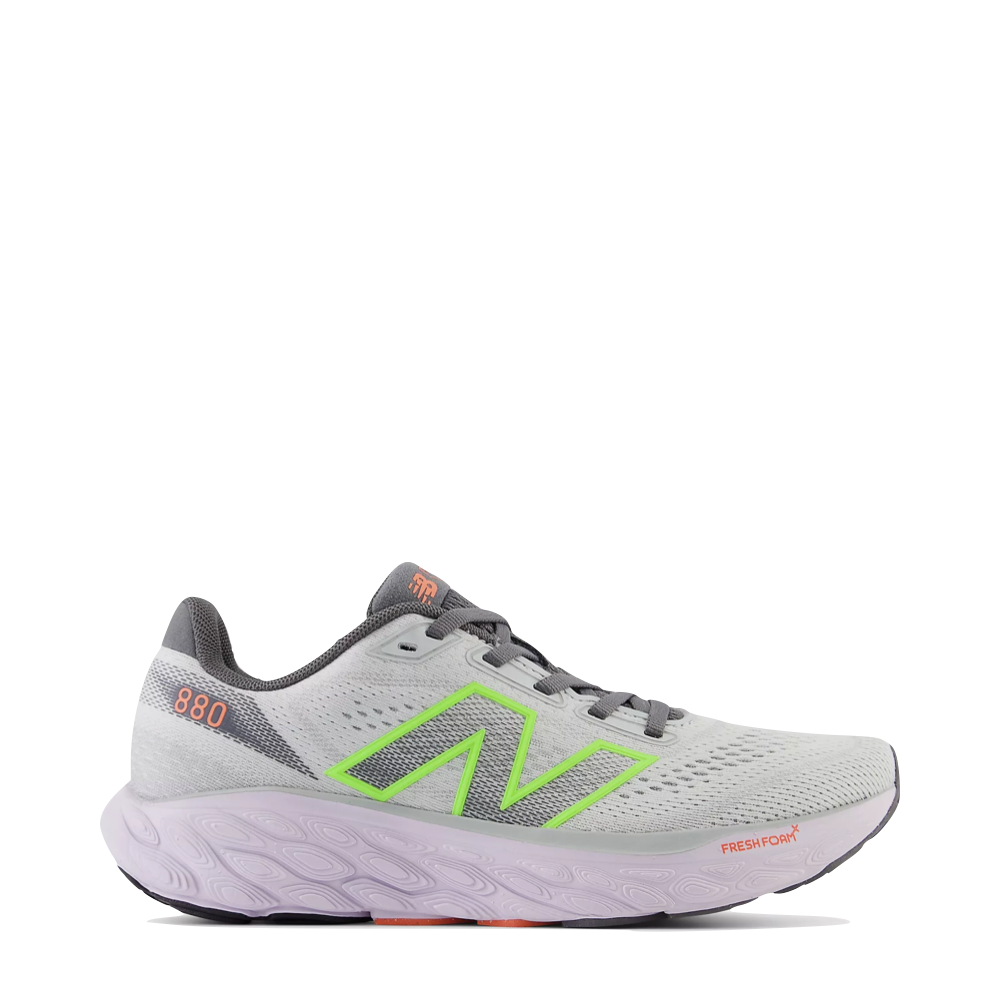 Side (right) view of New Balance Fresh Foam X 880v14 for women.