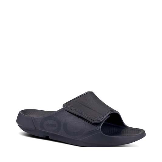 Toe view of OOfos OOahh Sport Flex Adjustable Slide Sandal.