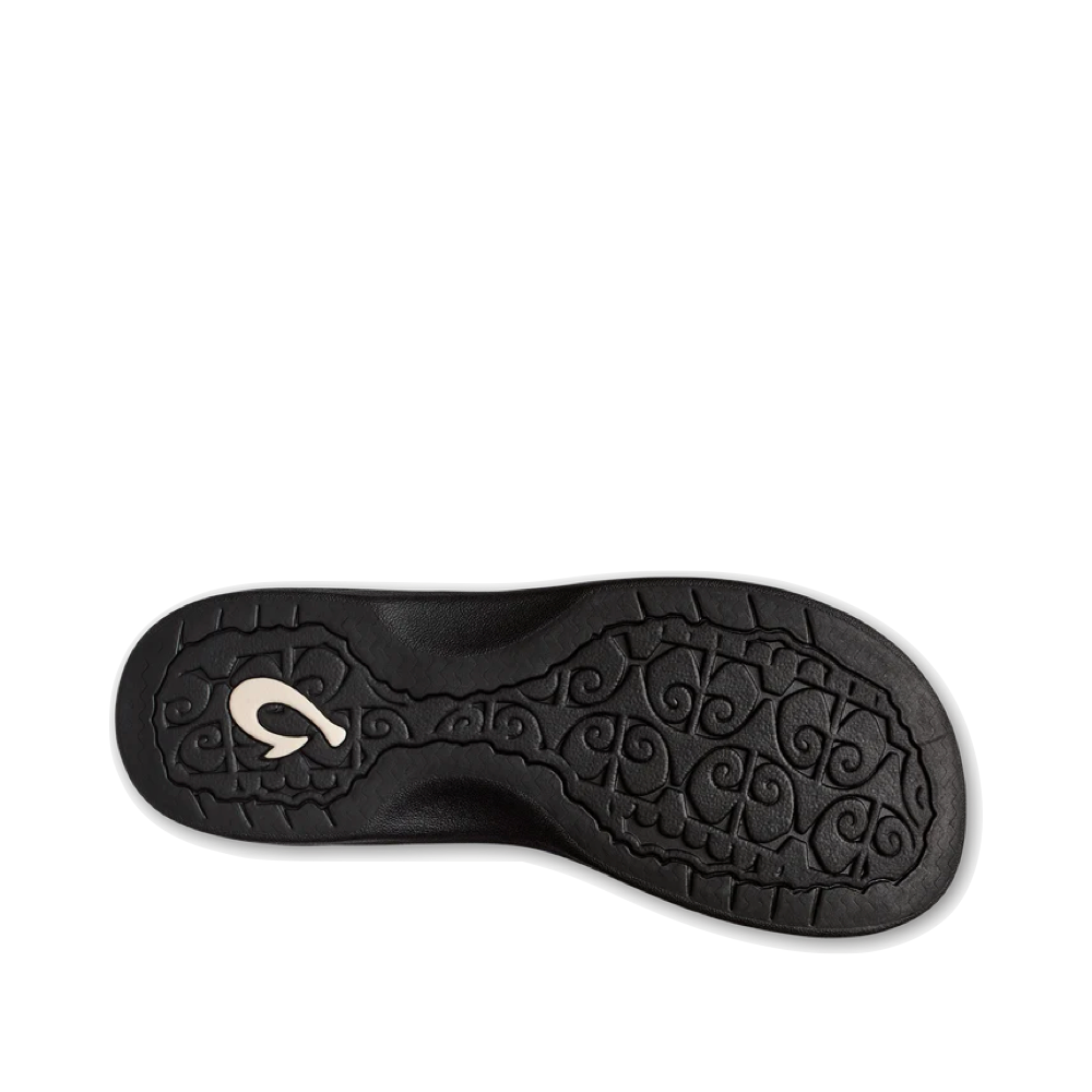 Bottom view of OluKai Ohana Thong Sandal for women.