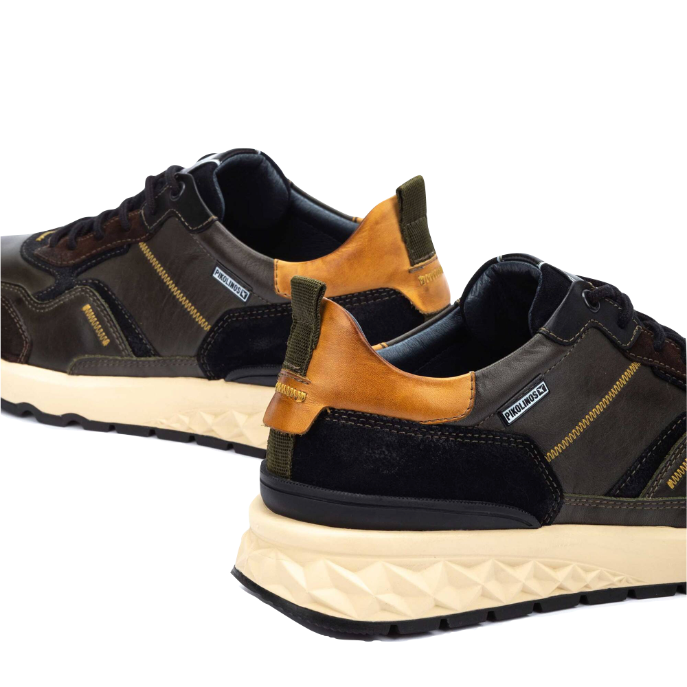 Close-up view of Pikolinos Aranda Leather Lace Sneaker for men.
