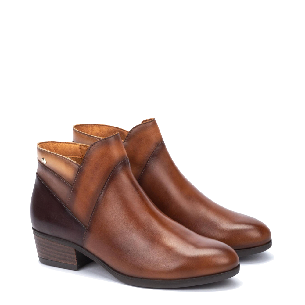 Toe view of Pikolino Daroca Leather Pull On Boot for women.