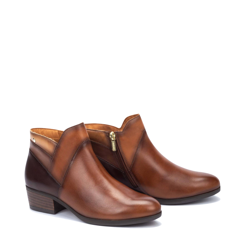 Side (right) view of Pikolino Daroca Leather Pull On Boot for women.