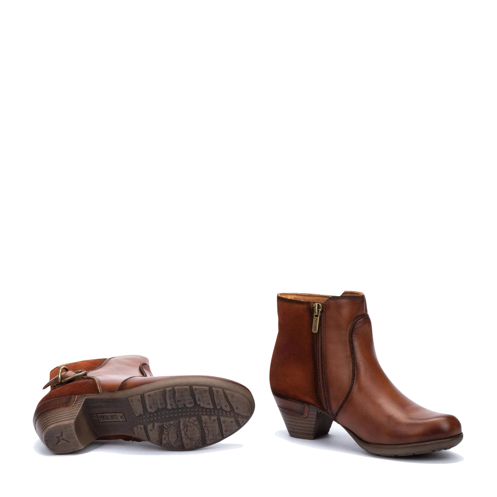 Bottom and side view of Pikolinos Rotterdam Leather Side Zip Ankle Boot for women.