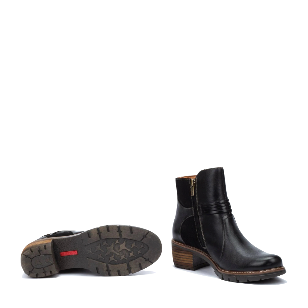 Bottom and side view of Pikolinos San Sebastián Side Zip Leather Ankle Boot for women.