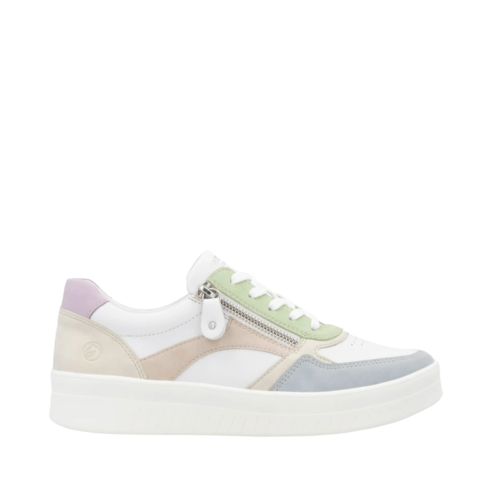 Side (right) view of Remonte Kendra 01 Sneaker for women.