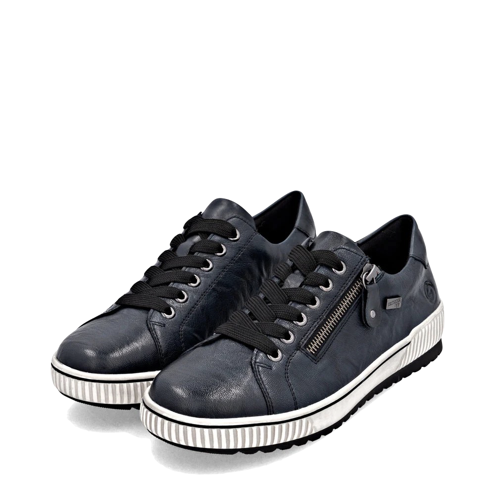 Mudguard and Toe view of Remonte Maditta 00 Waterproof Sneaker for women.