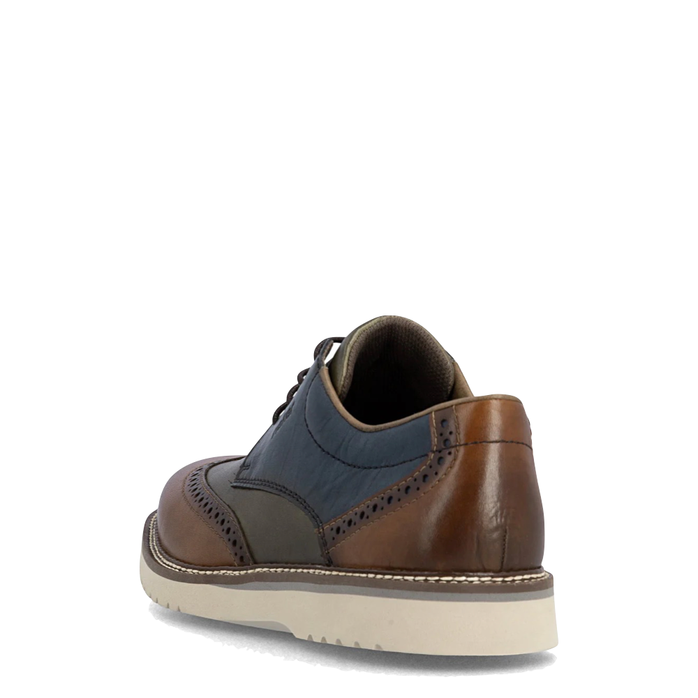 Heel view of Rieker Alan 04 Wing Tip for men.