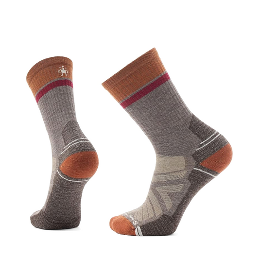 Side (left) and bottom view of Smartwool Hike Light Cushion Winding Trail Crew Socks for men.