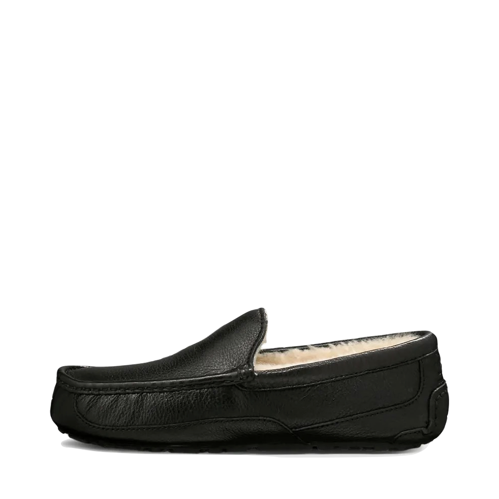 UGG Ascot Leather Moccasin Slipper (Black)