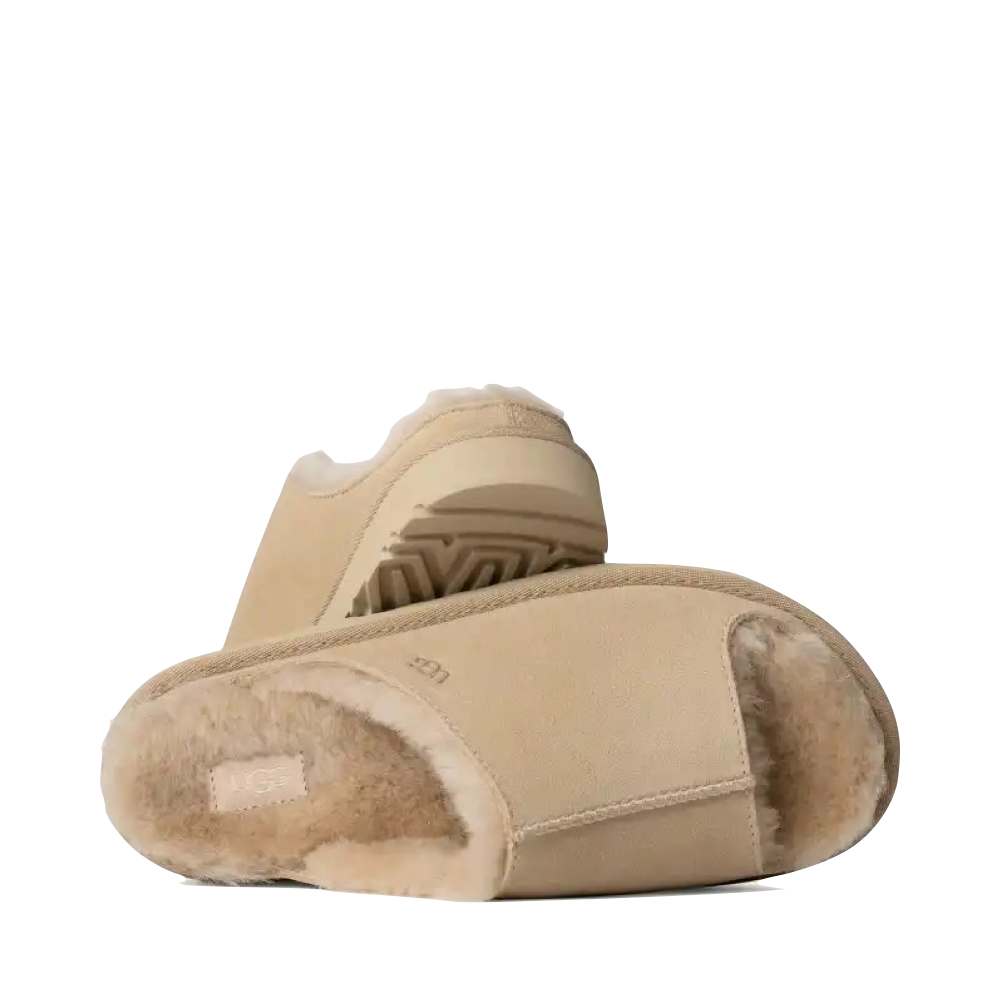 Top-down view of Ugg Greenport Slide for women.