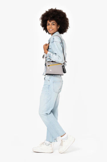 Sherpani Zoom Dual Pouch Crossbody Bag in Wasabi Stone