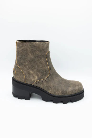 Sorel Women's Joan Now Zip Bootie in Canoe/Black