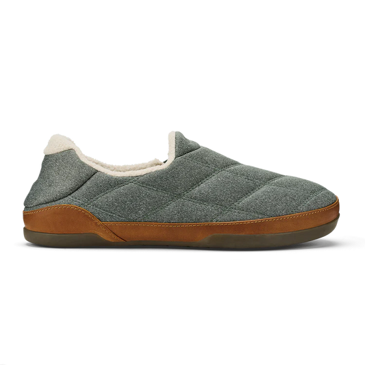 OluKai Men's Pūkuʻi Slipper in Ash/Ash