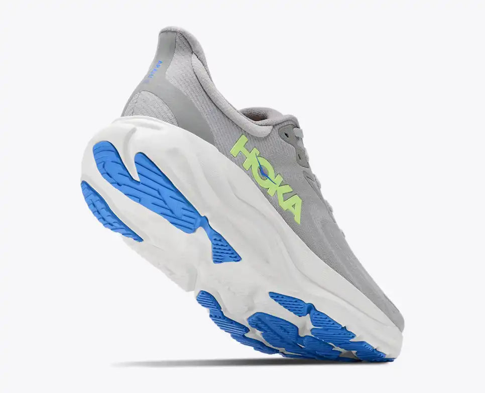 Hoka Men's Arahi 8 Sneaker in Stellar Grey/Stardust