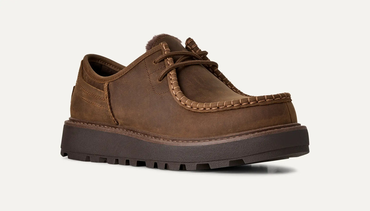 UGG Men's Loften Tie Shoe in Oak