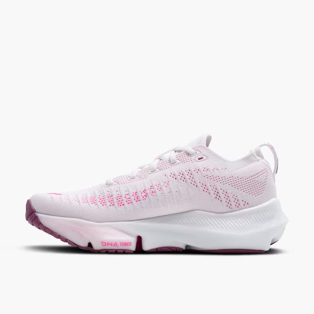 Brooks Women's Glycerin Flex Sneaker in White/Cyber Pink/Argyle