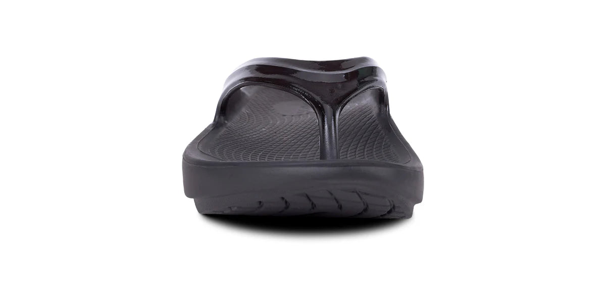 OOfos Women's OOlala Flip Sandal in Black