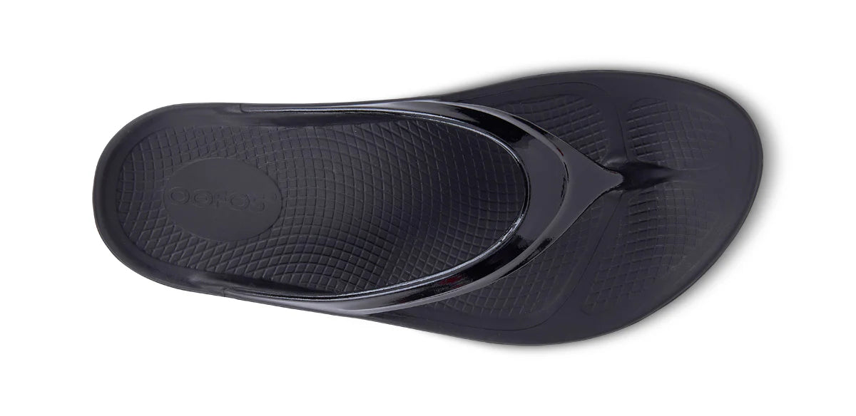 OOfos Women's OOlala Flip Sandal in Black