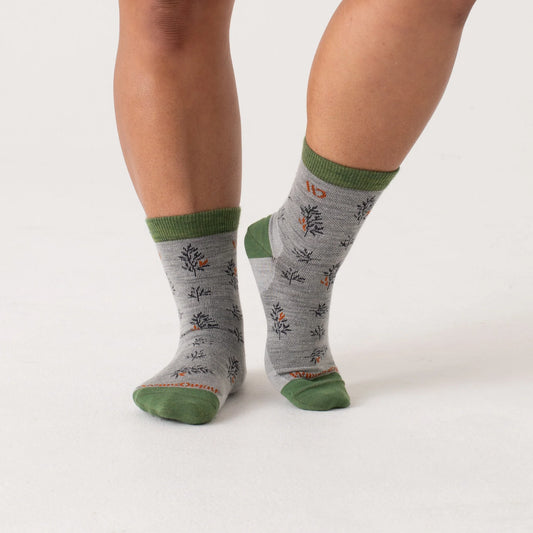 Wide Open by Darn Tough Women's Foliage No Cushion Micro Crew Sock in Light Grey
