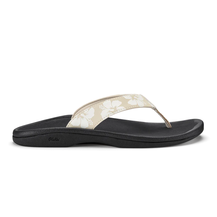 OluKai Women's Ohana Thong Sandal in Tapa/Pua