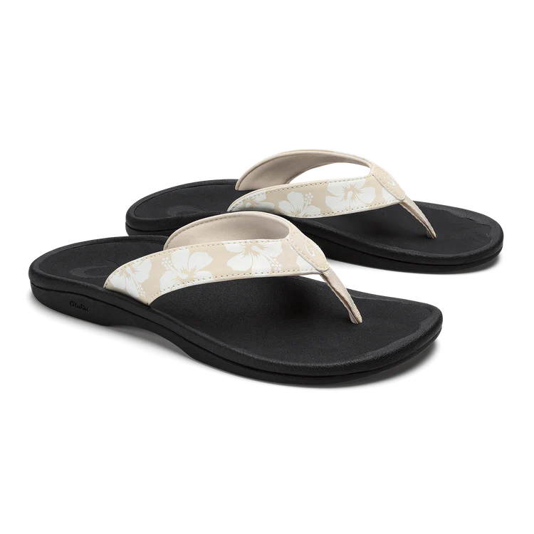 OluKai Women's Ohana Thong Sandal in Tapa/Pua
