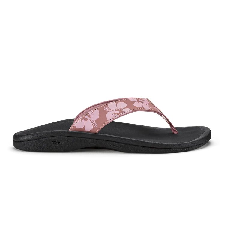 OluKai Women's Ohana Thong Sandal in Coral Rose/Pua