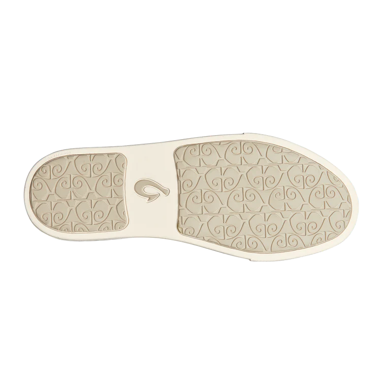 OluKai Women's Pehuea Lī Mesh Lace Sneaker in Tapa