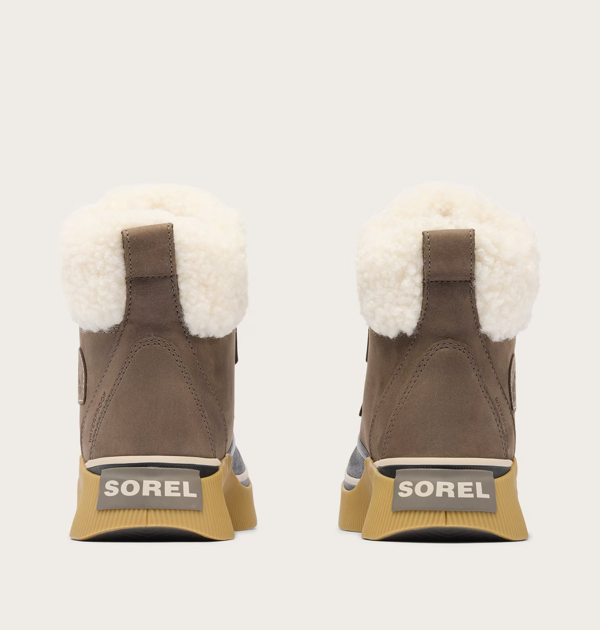 Sorel Women's Out N About IV Chillz Winter Boot in Major/Black