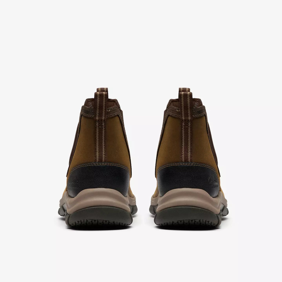 Clarks Men's Walpath Easy Waterproof Boot in Beeswax