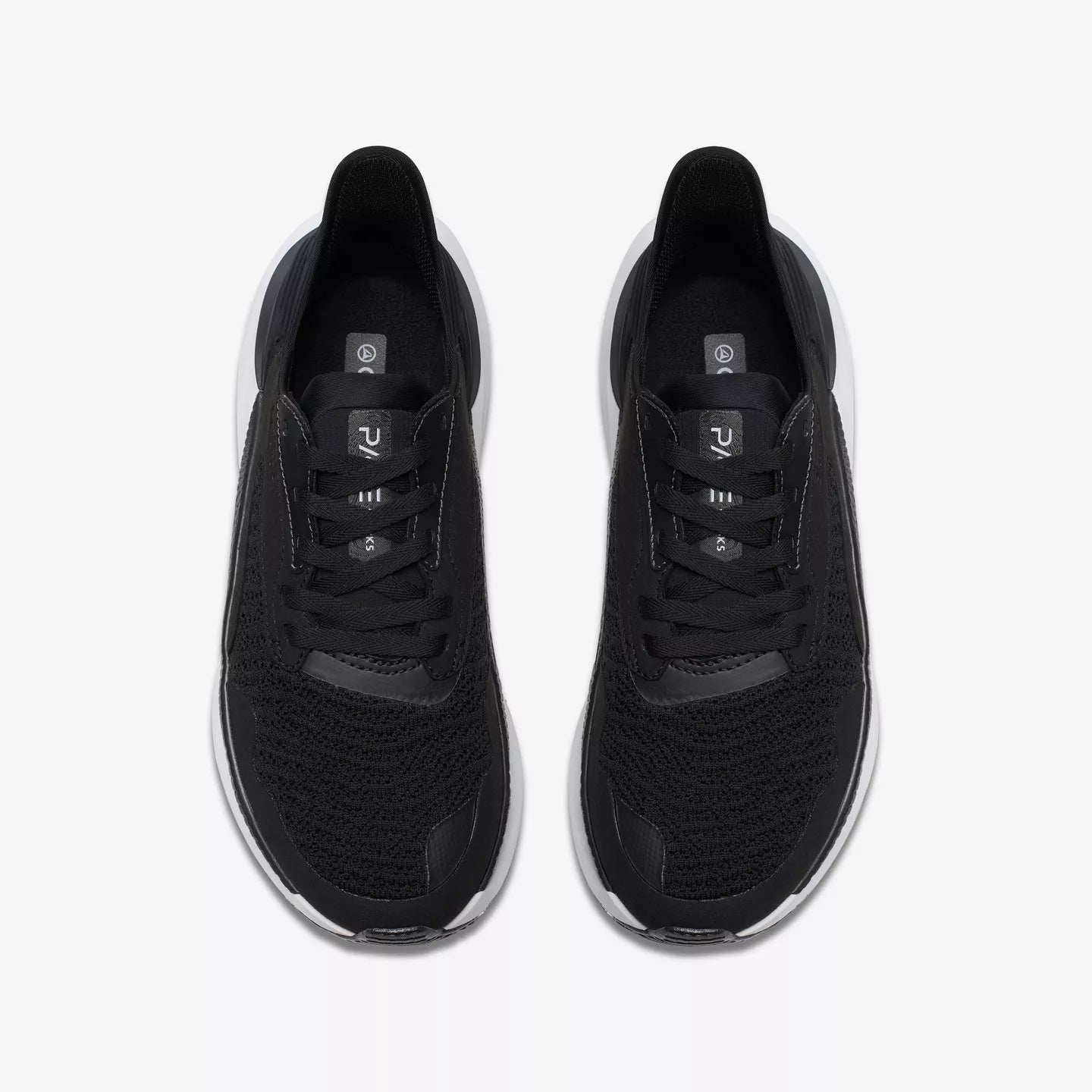 Clarks Women's Pace Sneaker in Black/White