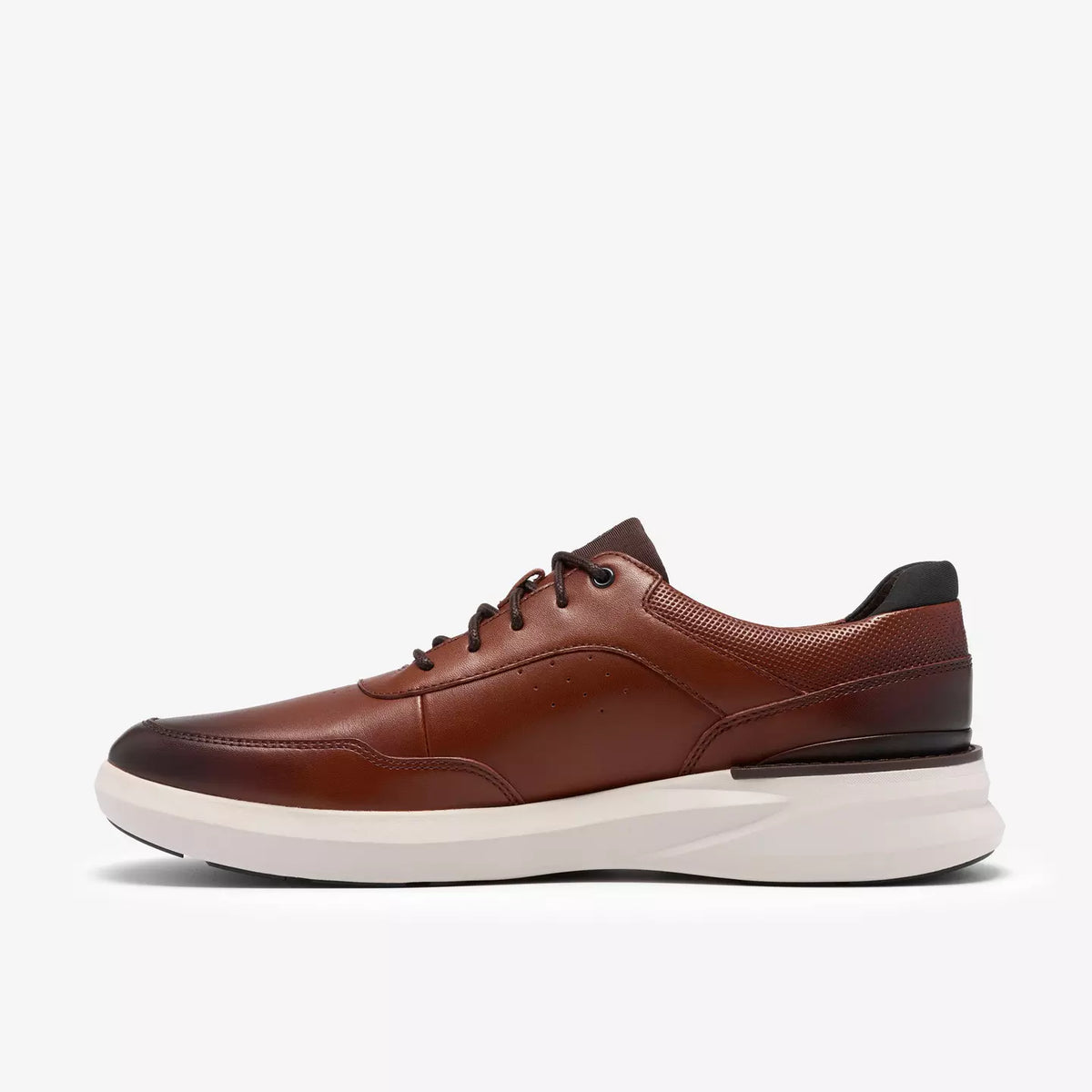 Clarks Men's Code Hybrid Vibe Sneaker in Tan Combination