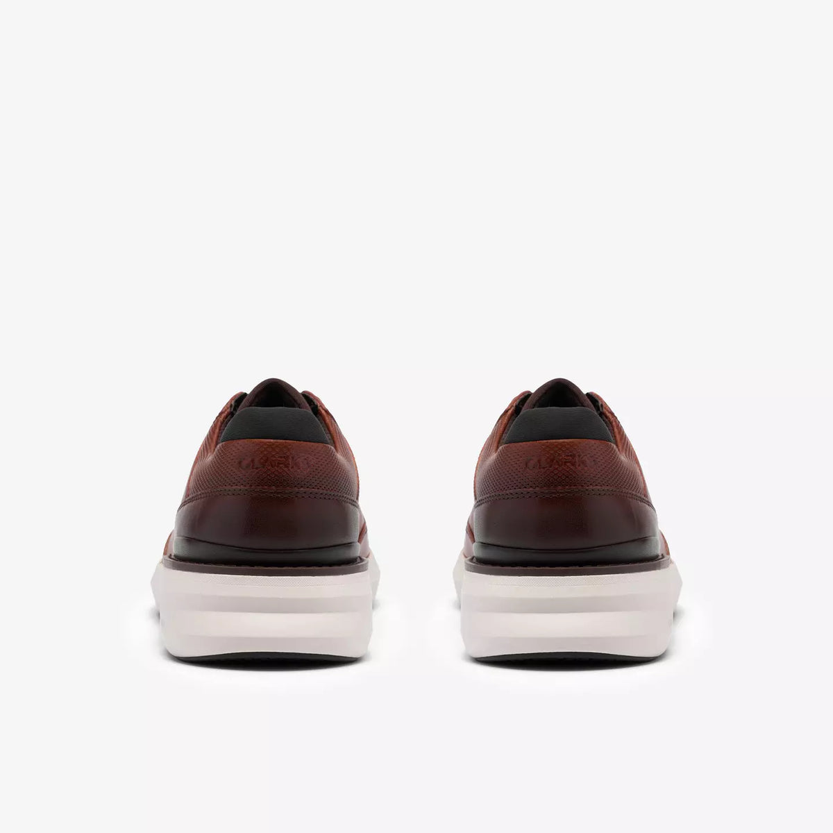 Clarks Men's Code Hybrid Vibe Sneaker in Tan Combination