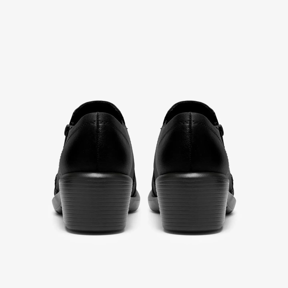 Clarks Women's Kynnzie Zip Heeled Shoe in Black
