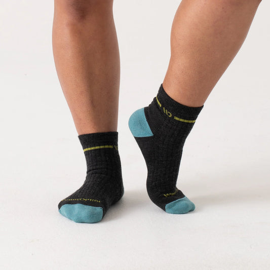 Wide Open by Darn Tough Women's Single Stripe Cushioned Quarter Sock in Charcoal