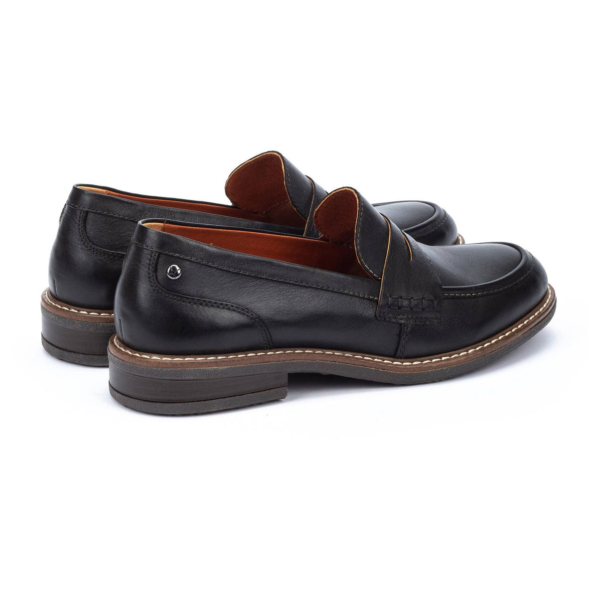 Pikolinos Women's Aldaya Loafer in Black