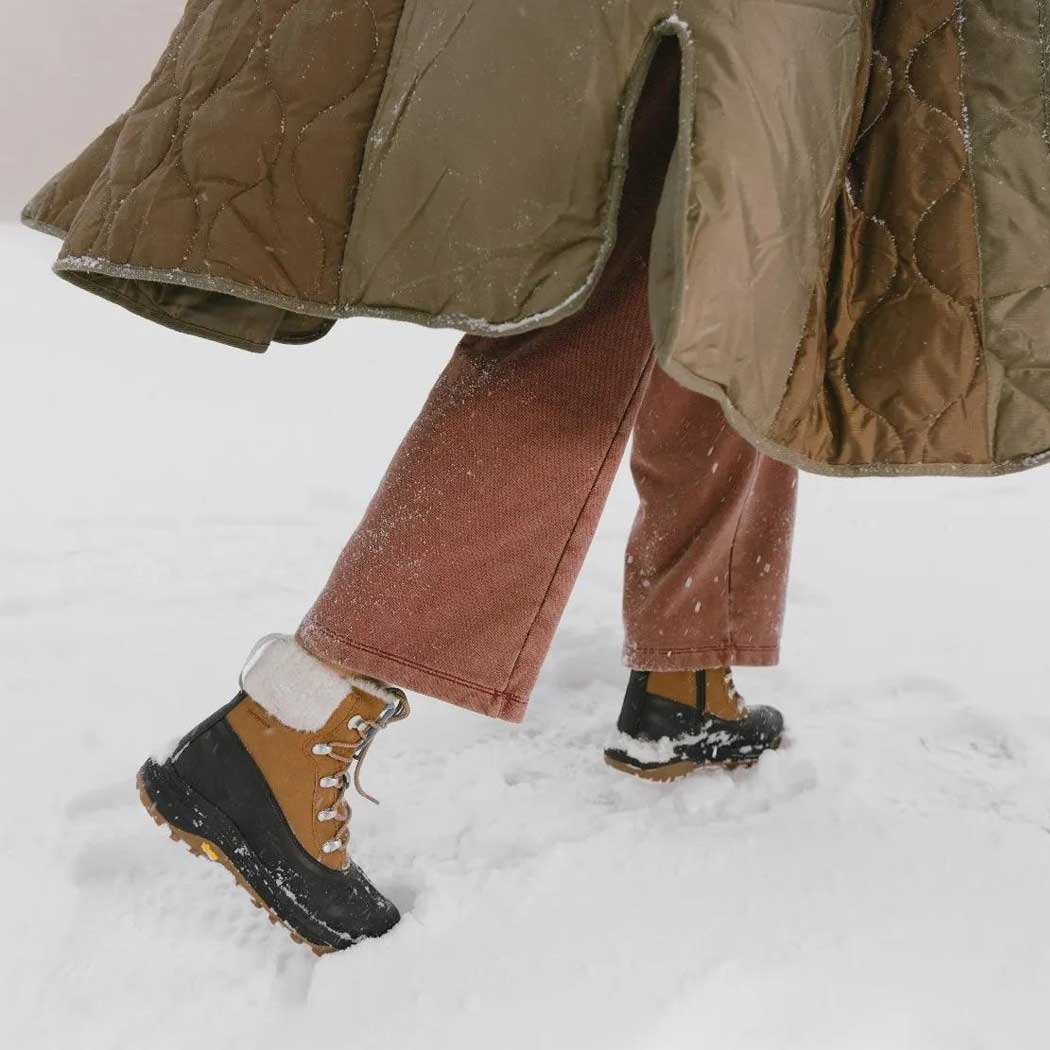 Merrell Women's Siren 4 Thermo Lace Waterproof Boot in Tobacco