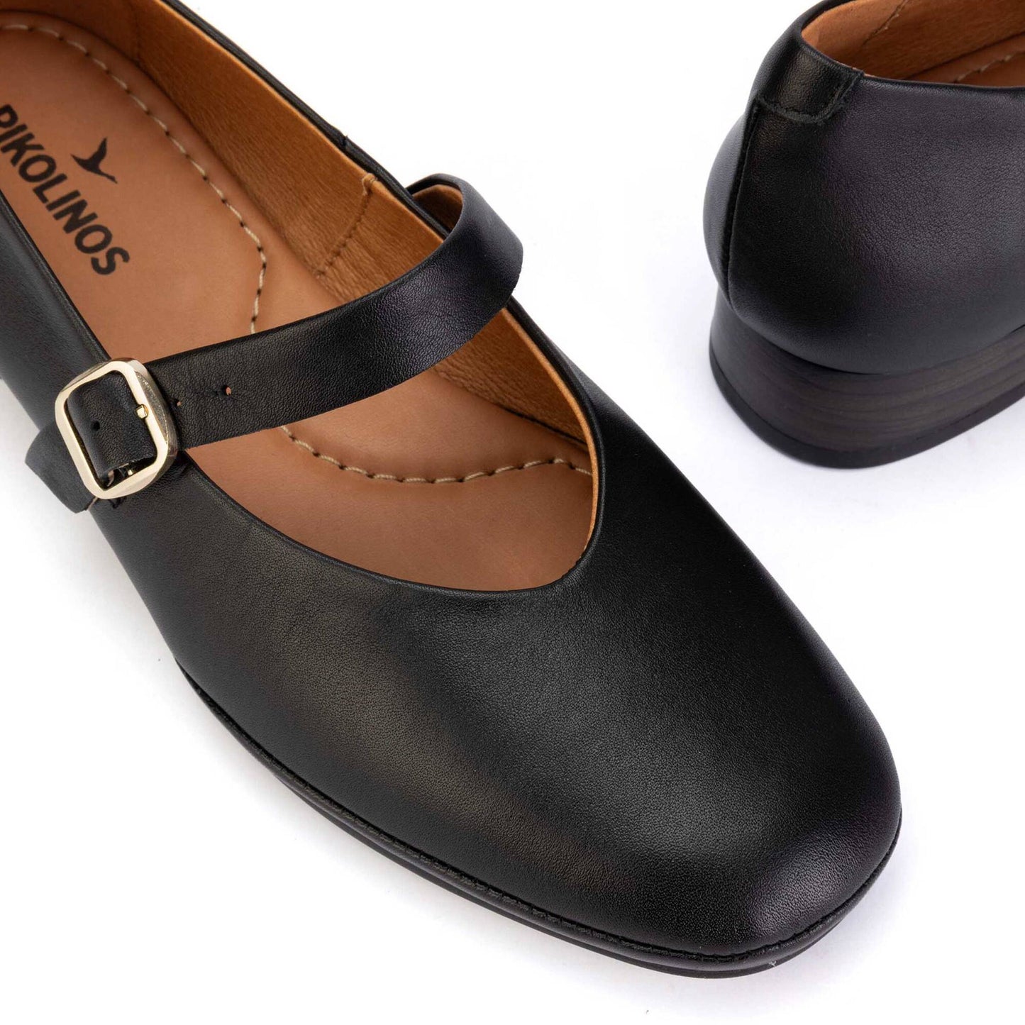 Pikolinos Women's Ubeda Low Heeled Mary Jane in Black
